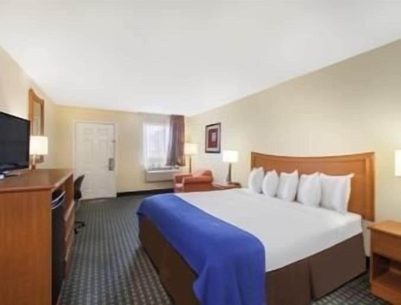 Travelodge By Wyndham Natchitoches Esterno foto