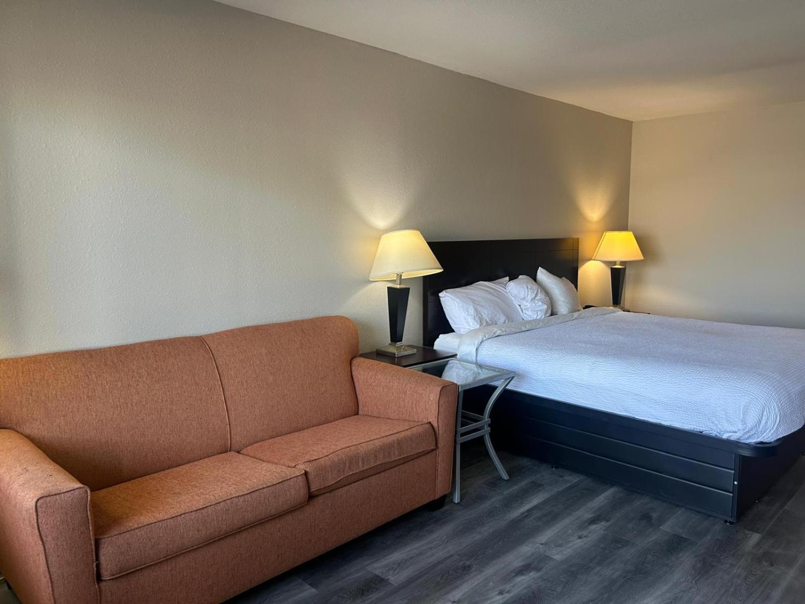 Travelodge By Wyndham Natchitoches Esterno foto